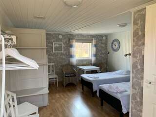 Отели типа «постель и завтрак» Kastelholms Gästhem Sund Двухместный номер с 1 кроватью и собственной ванной комнатой-15